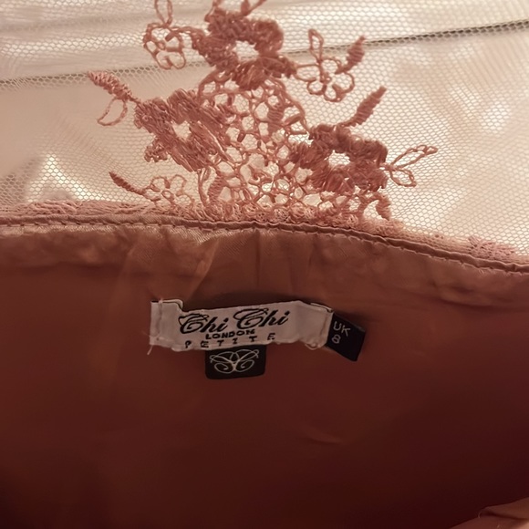 Chi Chi London Dress Like New - Picture 5 of 5